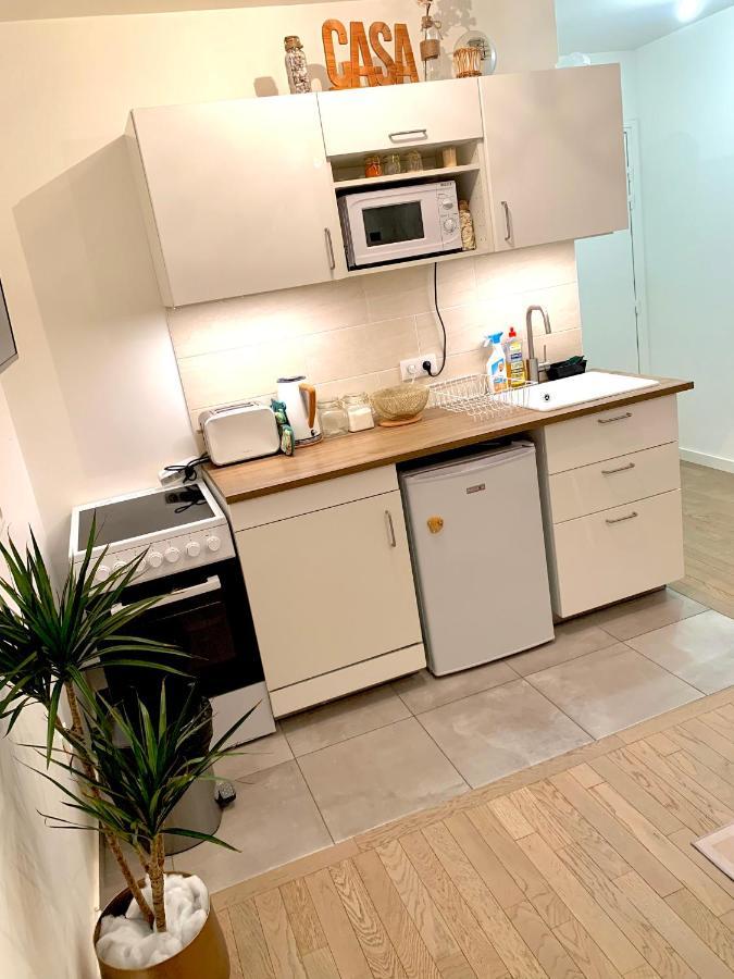 Le Bali Cosy House - T2 Lumineux Et Moderne En Plein Centre Ville De Maisons-Alfort Extérieur photo